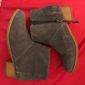 Grey Toms boots